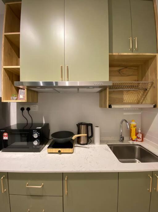 Myhome @ Riverine Resort Кучинг Экстерьер фото